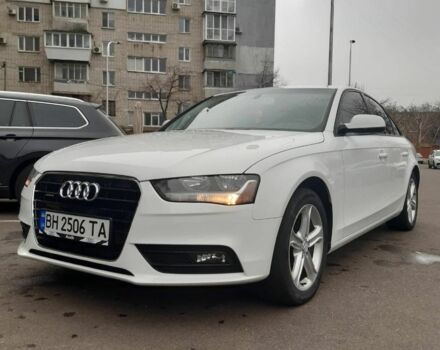 Белый Ауди А4, объемом двигателя 2 л и пробегом 205 тыс. км за 10500 $, фото 1 на Automoto.ua