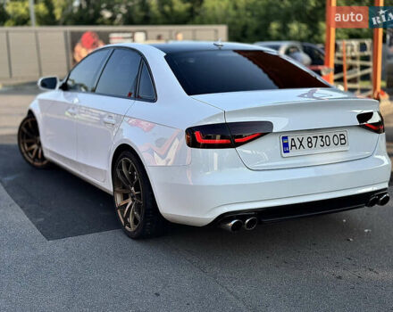 Белый Ауди А4, объемом двигателя 1.98 л и пробегом 238 тыс. км за 13500 $, фото 1 на Automoto.ua