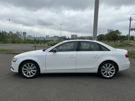 Белый Ауди А4, объемом двигателя 2 л и пробегом 228 тыс. км за 11500 $, фото 1 на Automoto.ua