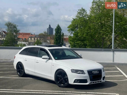 Ауді А4 2012 у Львові на Automoto.ua Білий Ауді А4, об'ємом двигуна 2.02 л та пробігом 280 тис. км за 8033 $, фото 1 на Automoto.ua