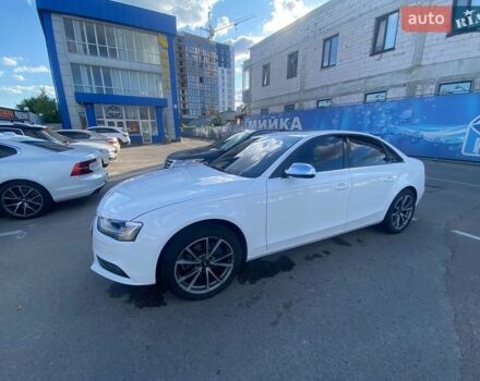 Білий Ауді А4, об'ємом двигуна 1.98 л та пробігом 138 тис. км за 12000 $, фото 1 на Automoto.ua