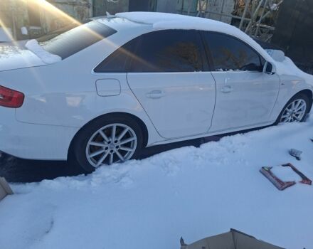 Белый Ауди А4, объемом двигателя 2 л и пробегом 150 тыс. км за 4000 $, фото 1 на Automoto.ua