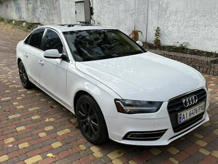 Белый Ауди А4, объемом двигателя 2 л и пробегом 234 тыс. км за 10700 $, фото 1 на Automoto.ua