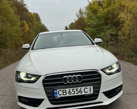 Ауді А4 2013 у Києві на Automoto.ua Білий Ауді А4, об'ємом двигуна 2 л та пробігом 23 тис. км за 11000 $, фото 1 на Automoto.ua