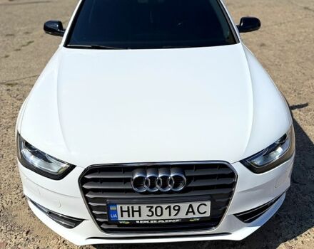 Белый Ауди А4, объемом двигателя 1.8 л и пробегом 126 тыс. км за 11000 $, фото 1 на Automoto.ua