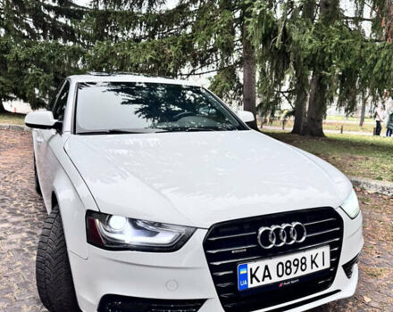 Білий Ауді А4, об'ємом двигуна 1.98 л та пробігом 218 тис. км за 13300 $, фото 1 на Automoto.ua