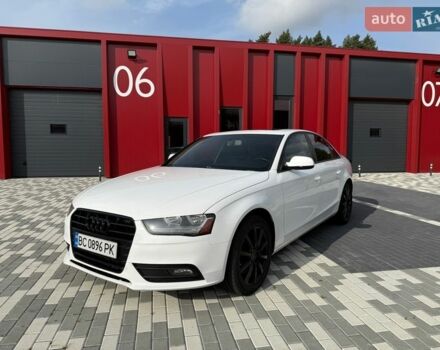 Белый Ауди А4, объемом двигателя 1.98 л и пробегом 175 тыс. км за 11000 $, фото 1 на Automoto.ua