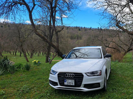 Белый Ауди А4, объемом двигателя 1.98 л и пробегом 330 тыс. км за 11500 $, фото 1 на Automoto.ua