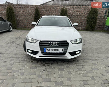 Білий Ауді А4, об'ємом двигуна 2 л та пробігом 148 тис. км за 15500 $, фото 1 на Automoto.ua