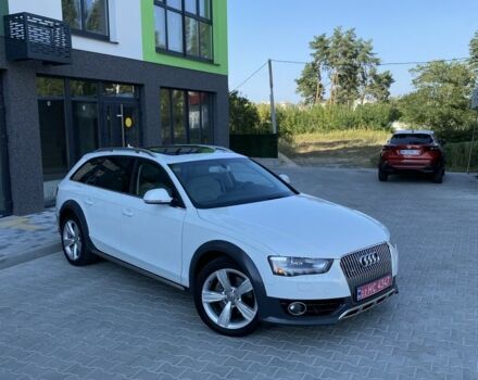Білий Ауді А4, об'ємом двигуна 2 л та пробігом 209 тис. км за 12800 $, фото 1 на Automoto.ua