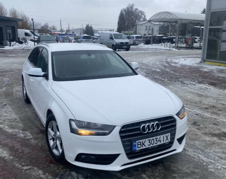Белый Ауди А4, объемом двигателя 2 л и пробегом 335 тыс. км за 13300 $, фото 1 на Automoto.ua