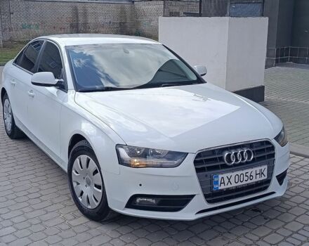 Белый Ауди А4, объемом двигателя 1.8 л и пробегом 218 тыс. км за 10000 $, фото 1 на Automoto.ua