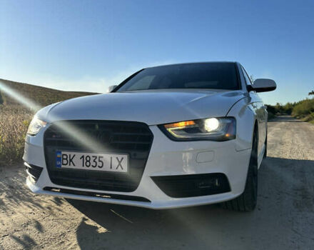 Белый Ауди А4, объемом двигателя 1.98 л и пробегом 154 тыс. км за 13999 $, фото 1 на Automoto.ua