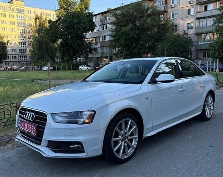 Белый Ауди А4, объемом двигателя 2 л и пробегом 298 тыс. км за 9800 $, фото 1 на Automoto.ua