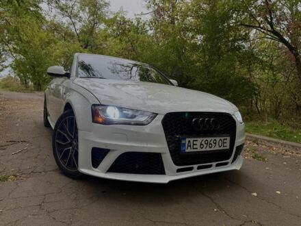 Белый Ауди А4, объемом двигателя 2 л и пробегом 200 тыс. км за 16000 $, фото 1 на Automoto.ua