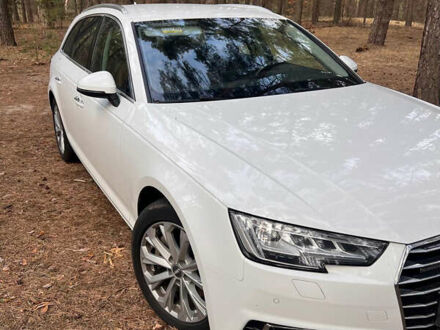 Білий Ауді А4, об'ємом двигуна 3 л та пробігом 250 тис. км за 23000 $, фото 1 на Automoto.ua