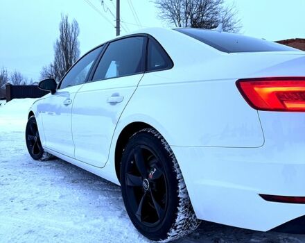 Білий Ауді А4, об'ємом двигуна 2 л та пробігом 200 тис. км за 17500 $, фото 1 на Automoto.ua