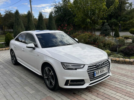 Білий Ауді А4, об'ємом двигуна 2 л та пробігом 160 тис. км за 18300 $, фото 1 на Automoto.ua
