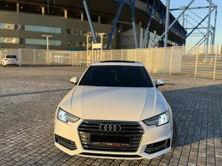 Белый Ауди А4, объемом двигателя 1.98 л и пробегом 142 тыс. км за 19500 $, фото 1 на Automoto.ua