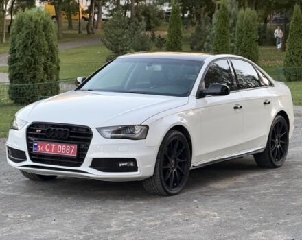 Білий Ауді А4, об'ємом двигуна 2 л та пробігом 175 тис. км за 10994 $, фото 1 на Automoto.ua
