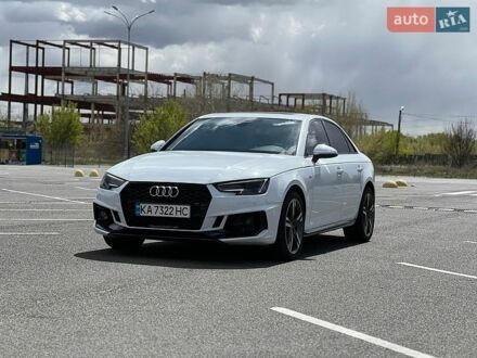 Белый Ауди А4, объемом двигателя 2 л и пробегом 148 тыс. км за 17800 $, фото 1 на Automoto.ua