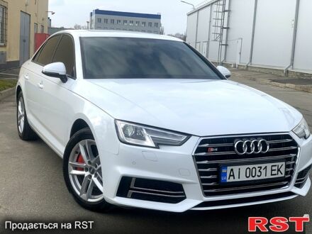 Білий Ауді А4, об'ємом двигуна 2 л та пробігом 140 тис. км за 16250 $, фото 1 на Automoto.ua