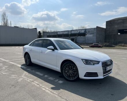 Белый Ауди А4, объемом двигателя 2 л и пробегом 196 тыс. км за 16500 $, фото 1 на Automoto.ua