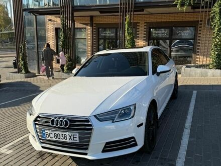 Белый Ауди А4, объемом двигателя 1.98 л и пробегом 212 тыс. км за 17000 $, фото 1 на Automoto.ua