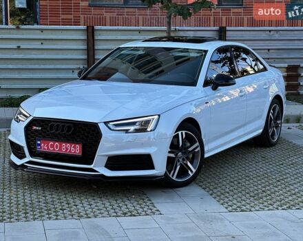 Белый Ауди А4, объемом двигателя 2 л и пробегом 147 тыс. км за 17900 $, фото 1 на Automoto.ua