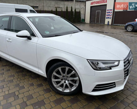 Белый Ауди А4, объемом двигателя 1.98 л и пробегом 219 тыс. км за 17000 $, фото 1 на Automoto.ua