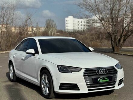 Белый Ауди А4, объемом двигателя 2 л и пробегом 91 тыс. км за 17500 $, фото 1 на Automoto.ua