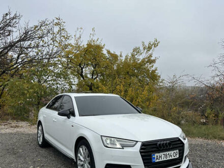 Белый Ауди А4, объемом двигателя 2 л и пробегом 82 тыс. км за 20000 $, фото 1 на Automoto.ua