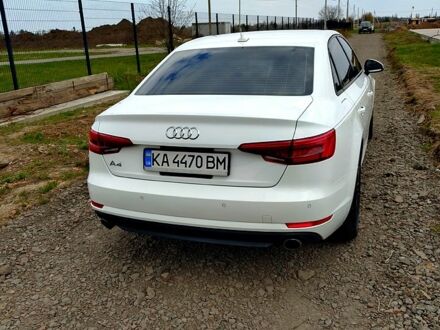 Белый Ауди А4, объемом двигателя 2 л и пробегом 81 тыс. км за 17800 $, фото 1 на Automoto.ua