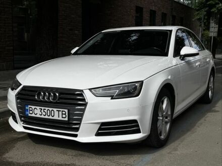 Белый Ауди А4, объемом двигателя 2 л и пробегом 144 тыс. км за 17500 $, фото 1 на Automoto.ua