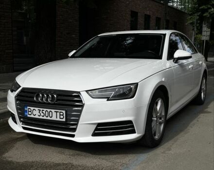 Білий Ауді А4, об'ємом двигуна 2 л та пробігом 144 тис. км за 17500 $, фото 1 на Automoto.ua