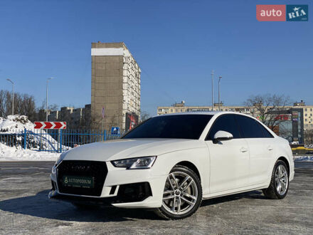 Белый Ауди А4, объемом двигателя 1.98 л и пробегом 183 тыс. км за 19990 $, фото 1 на Automoto.ua