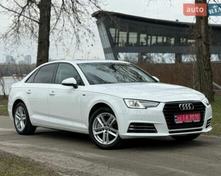 Білий Ауді А4, об'ємом двигуна 2 л та пробігом 200 тис. км за 15500 $, фото 1 на Automoto.ua
