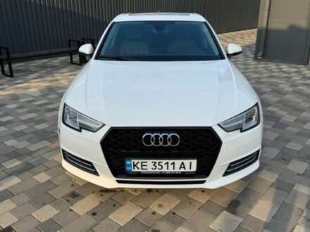 Белый Ауди А4, объемом двигателя 2 л и пробегом 144 тыс. км за 15499 $, фото 1 на Automoto.ua