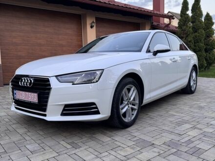 Білий Ауді А4, об'ємом двигуна 2 л та пробігом 202 тис. км за 16700 $, фото 1 на Automoto.ua