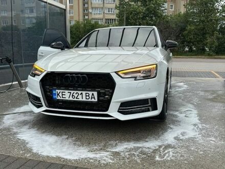 Білий Ауді А4, об'ємом двигуна 1.98 л та пробігом 122 тис. км за 20000 $, фото 1 на Automoto.ua