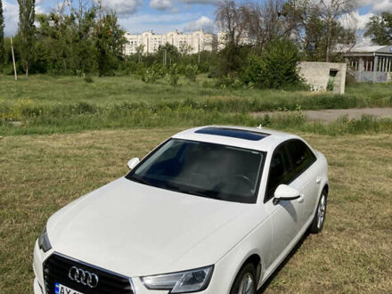 Белый Ауди А4, объемом двигателя 1.98 л и пробегом 116 тыс. км за 17500 $, фото 1 на Automoto.ua