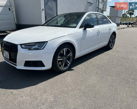 Белый Ауди А4, объемом двигателя 2 л и пробегом 117 тыс. км за 23500 $, фото 1 на Automoto.ua