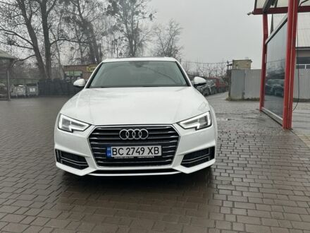 Белый Ауди А4, объемом двигателя 2 л и пробегом 140 тыс. км за 14300 $, фото 1 на Automoto.ua
