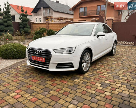 Белый Ауди А4, объемом двигателя 1.97 л и пробегом 237 тыс. км за 19999 $, фото 1 на Automoto.ua