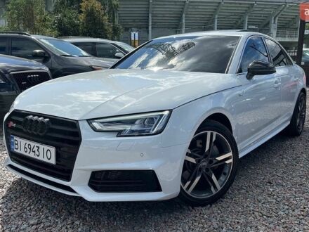Белый Ауди А4, объемом двигателя 2 л и пробегом 107 тыс. км за 17900 $, фото 1 на Automoto.ua