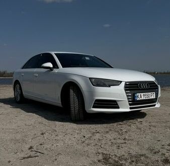 Білий Ауді А4, об'ємом двигуна 1.98 л та пробігом 122 тис. км за 18000 $, фото 1 на Automoto.ua