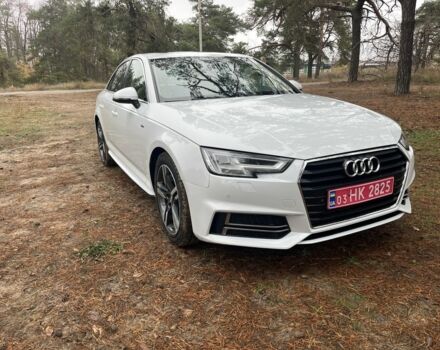 Белый Ауди А4, объемом двигателя 2 л и пробегом 170 тыс. км за 20000 $, фото 1 на Automoto.ua