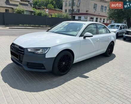 Білий Ауді А4, об'ємом двигуна 2.01 л та пробігом 132 тис. км за 12500 $, фото 1 на Automoto.ua