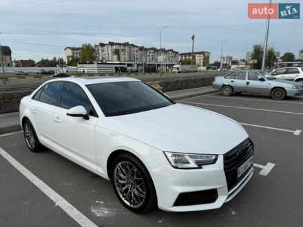 Білий Ауді А4, об'ємом двигуна 1.98 л та пробігом 140 тис. км за 17000 $, фото 1 на Automoto.ua