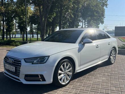 Білий Ауді А4, об'ємом двигуна 1.98 л та пробігом 77 тис. км за 22900 $, фото 1 на Automoto.ua